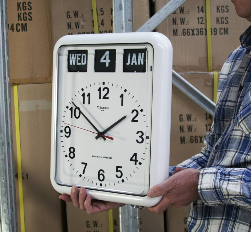 BQ12A_Jadco_Analogue_Calendar_Clock_with_Automatic_Flip_Calendar_03_ml.jpg Jadco Analogue Calendar Clock with Automatic Flip Calendar